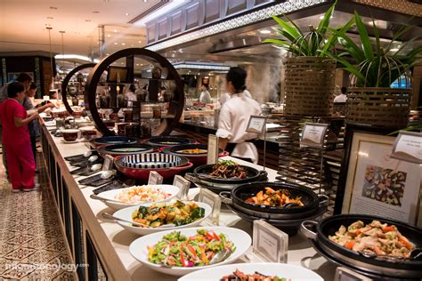 Spiral Buffet at Sofitel Manila: Is This Asia's Grandest ...