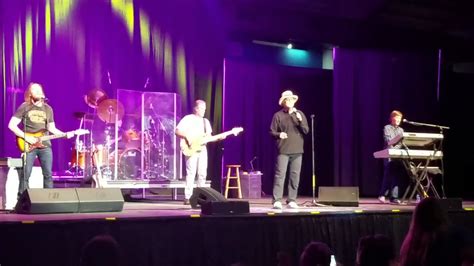 Sawyer brown songs list 1 lady of the evening 2 better be some tears 3 not ready to let you go 4 out goin' cattin' 5 the house won't rock 6 new shoes 7 graveyard shift 8 night rockin' 9 savin' the honey for the honeymoon. Sawyer Brown live in Winston Salem Nc on 05/12/2018 Drive me wild - YouTube