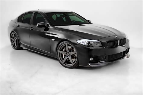 This chassis is shared with the 7 series (f01) and the 6 series (f12/f6). MM-Performance.pl: BMW 5 F10 - Pakiet V-MS od Vorsteiner