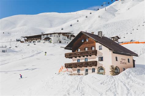 Haus marina's guests can use a free ski depot. Selbstversorger Haus Maria in Hochsölden • direkt an der ...