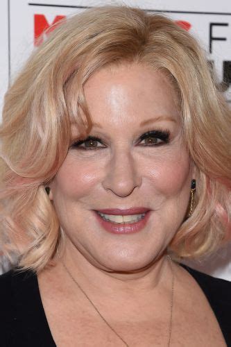 He opens as if divine madness is going to be a traditional concert film. Bette Midler | Biography, Movie Highlights and Photos ...