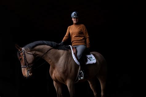 Lisen bratt (born 23 january 1976) is a swedish equestrian, born in stockholm. Lisen Bratt Fredricson - Möt Mrs Busy - Ridenews
