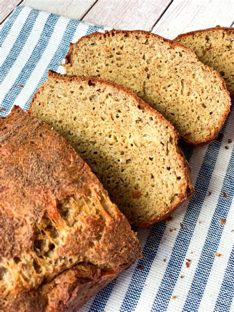 This easy keto yeast bread recipe is light, airy, and soft. Yeast keto sandwich bread - Family On Keto