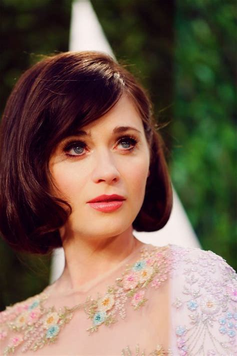 Zooey deschanel took to instagram to show off her new 'do. Zooey Mid length haircut. Stylish hair to copy now ...