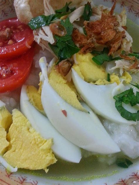 Masukkan tepung terigu dalam margarin. Resep Bubur Ayam Cincang Untuk Bayi - Surasmi D