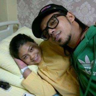 View all johan raja lawak pictures. Kechik Itu Comel: (Gambar) Anak Along Raja Lawak & Zila AF4