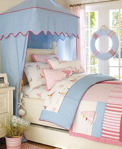 Pottery barn kids has some amazing eye candy in the store that always lures me in. La Bebe Chambre: Nautical Inspired Rooms