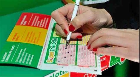 Hai 60 giorni dalla pubblicazione dei numeri nel bollettino ufficiale per scopri su lottomatica.it le ultime estrazioni del lotto e verifica quelle relative ai mesi precedenti. Superenalotto estrazione oggi 8 ottobre VIDEO