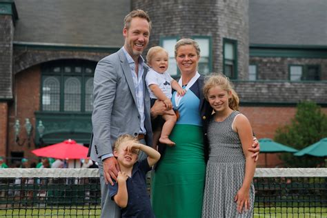 There was a refreshing, seamless quality to kim clijsters, a smooth, unpretentious manner that enabled her to manage the ups and downs of the. Kim Clijsters verhuist met haar familie naar de Verenigde ...