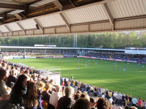 Zet je bluetooth aan, accepteer de locatievoorzieningen van deze app en geniet van informatie op maat voor jou! Pat's Football Travels Blog: 09/04/11 VVV Venlo 1 - 4 NEC ...