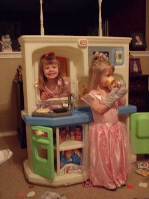 Amateur having fun in kitchen on cam. Little Tikes Kitchen for Kids Fun Cooking Interactive ...