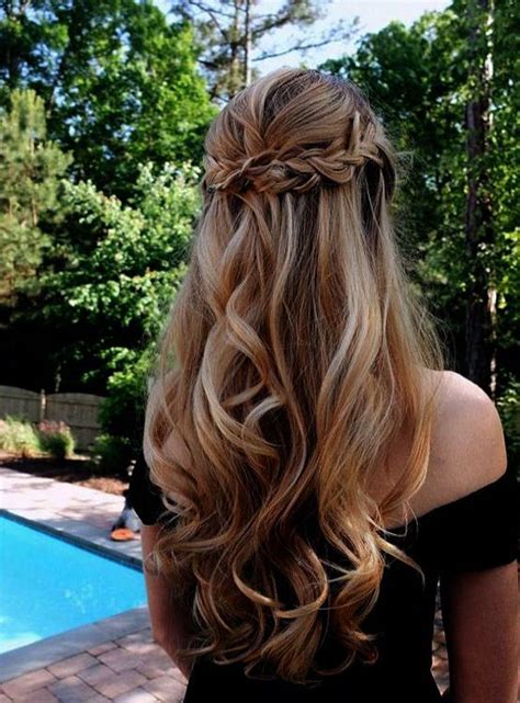 And these innovative shoulder length hairstyles become timeless haircuts. Wedding Hairstyles For Shoulder Length Blonde Hair ...