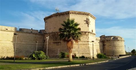 Monte dei paschi di siena piazza vittorio emanuele, 1/6. FORTE MICHELANGELO NEL PORTO STORICO DI CIVITAVECCHIA ...