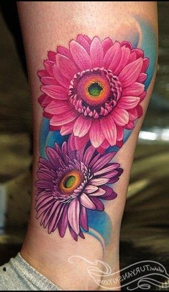 Realistic daisy tattoo on forearm. Pin by Heather Dixon on tattoos in 2020 (With images ...