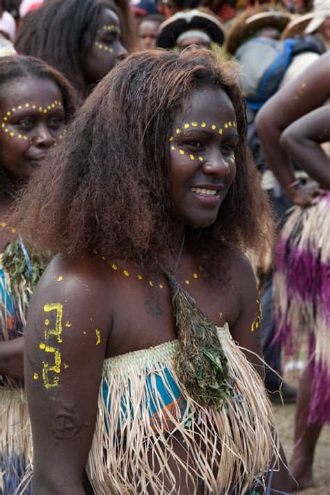 It is the east half of new guinea island, plus some nearby islands. The Peopleof Fiji | Page 3 | Sports, Hip Hop & Piff - The Coli