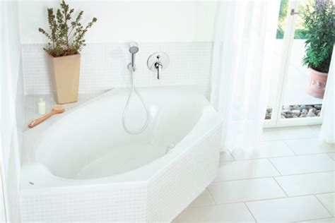 Prima badewanne kaufen die qualitativsten prima badewannen im vergleich. Eine sechseck - Badewanne würde super in Ihrem Bad wirken ...