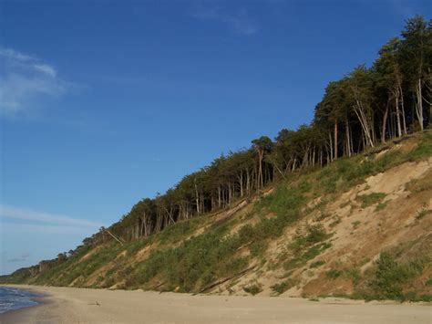 Campingi, pola namiotowe w miejscowości kamień pomorski. Plaża naturystów Wisełka