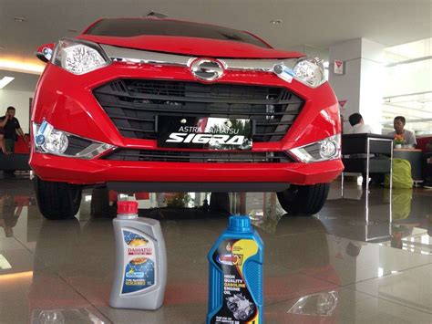 Walhasil, performa motor akan terganggu. Menggunakan Oli Motor Untuk Mobil : Gunakan Oli Sesuai Jenis Sepeda Motor Pertamina Siapkan 6 ...