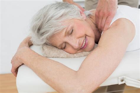 متخصص جلسات تدليك مساج برايفت للعملاء 01278308752. Why massage therapy is so beneficial for older people