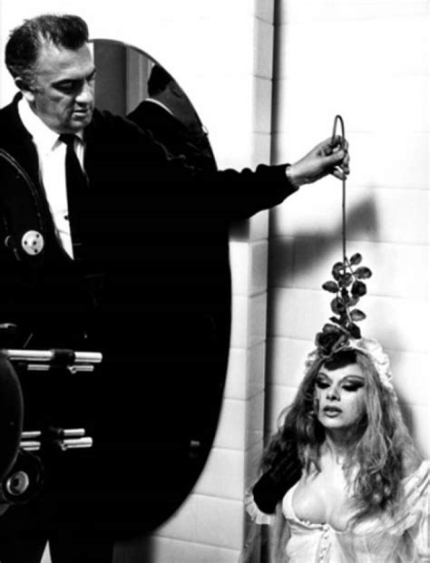 Federico fellini never stuck to the facts. ricordi, amori, schiaffi della 84enne sandra milo: 'ho ...