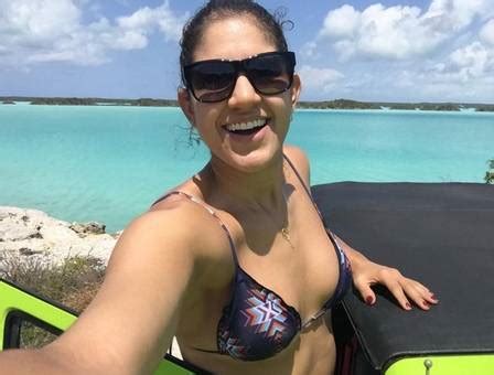 Nessa compilação, separamos 10 lances em que natália derrubou suas adversárias na força do seu ataque e aí, qual foi o ataque mais bonito? Jogadoras de vôlei do Rio de Janeiro curtem férias em ...