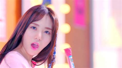 Oh my, i keep getting a heart attack everybody say what! AoA: Heart Attack MV και who's who | I say myeolchi // k ...