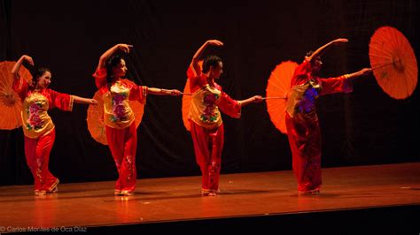 Si tienes en casa revistas viejas, ¡no las tires a la basura!, crea hermosas obras de arte con ellas. UDEP presentará obra de teatro "China: mitos y leyendas ...