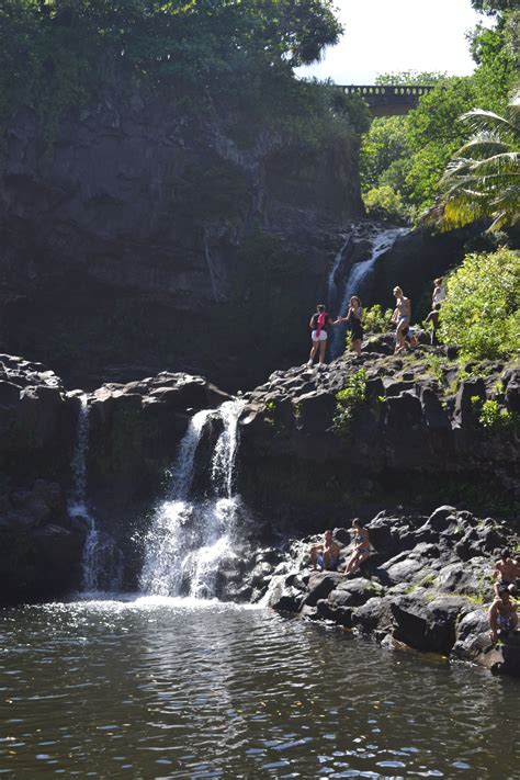 Hana maui waterfalls road hawaii luxury nature circle lunch tours tripadvisor stardust tour attractions guide island cultural wildlife. Waterfalls along the road to Hana, Hawaii | Maui travel ...