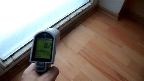In 4 schritten schimmel an der wand entfernen; Schimmel in der Wohnung Schimmelpilz am Fenster - YouTube