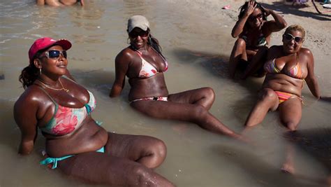 Mature gangbang, mature group, mature outdoor, brazilian mature, outdoor gangbang, mature group sex. Brazilian bikini, the plus-size collection, hits the beach ...