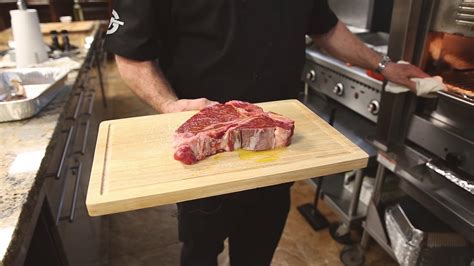 This quick 15 minute recipe shows you how to season, pan sear. Easy T Bone Steak Recipe - Home Of The Best Chicken, Beef ...