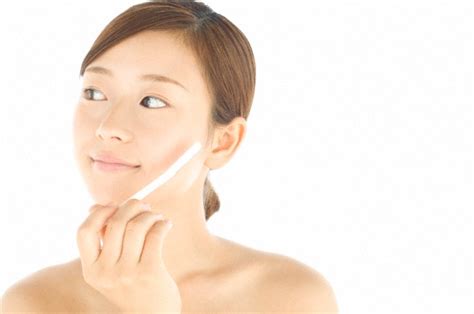 We all know how unpleasant unwanted facial hair can be. Top Home Remedies to get rid of unwanted facial hair ...