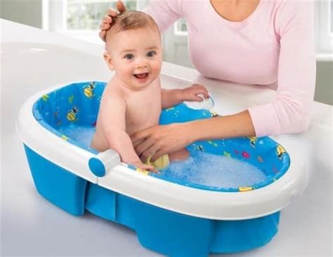 Baby bathing tub, baby bathing tube, best baby bathing tub, baby bathing tub ring, baby bathing tubs, plastic baby bathing tub, european baby bathing tub, newborn baby webstore. Beste babybadje kopen tips - Koddie