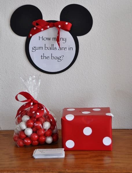 Use the mouse for game controls. Minnie Mouse Birthday Party Ideas - Pink Lover