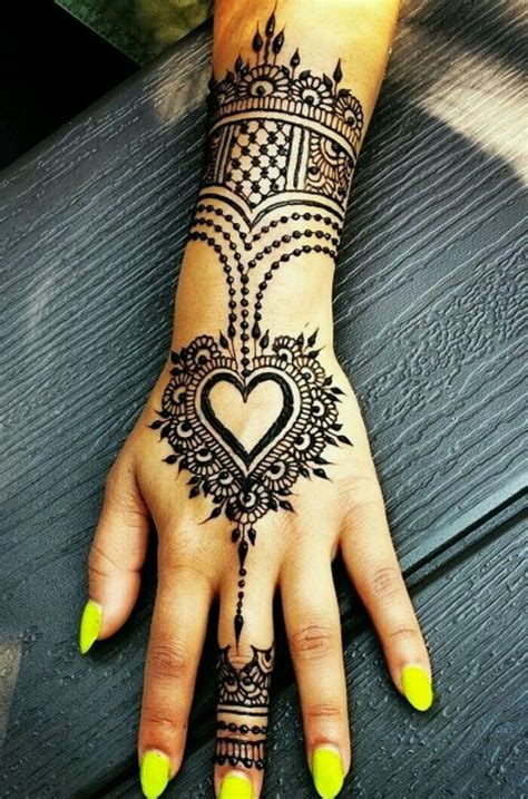 Examples include the famed crucifix, the greek fish symbol, the dove, praying hands and of course the cross. Pin by Sneha Parmar on Henna patterns | Mehndi designs for ...