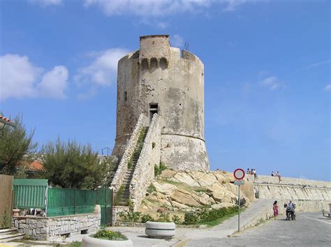 Il significato del toponimo è lo stesso di marciana e cioè terreno di marcius con i suoi sei chilometri. La Torre Pisana, Marciana Marina, Isola d'Elba, Livorno ...