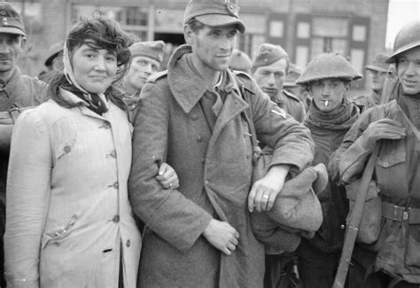 She was a pioneering female pilot, determined and independent, and a supporter of women's rights. Gymnasium Grimmen Elternarbeit: Zum Frauentag