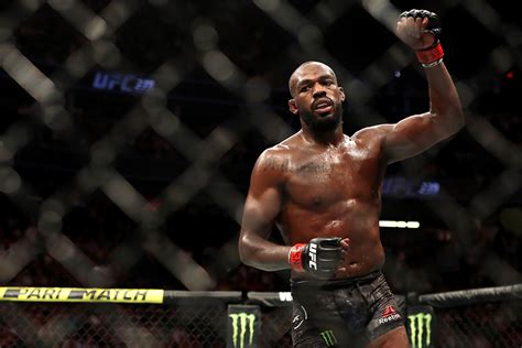 Jonathan dwight jones (born july 19, 1987) is an american professional mixed martial artist currently signed to the ultimate fighting championship, where he has competed in the light heavyweight division. Jon Jones quyết không về hạng bán nặng: "Tôi đã phá tan ...