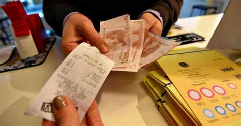 Un mese dopo l'avvio del cashback, toccherà al concorso a premi della «lotteria degli scontrini» (qui, come funziona e i. Parte lunedì la lotteria degli scontrini: cos'è e come ...