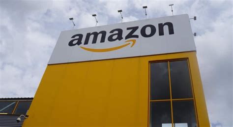 Amazon France: Warehouses Will Remain Closed Until 8 May 2020 - TechBumper