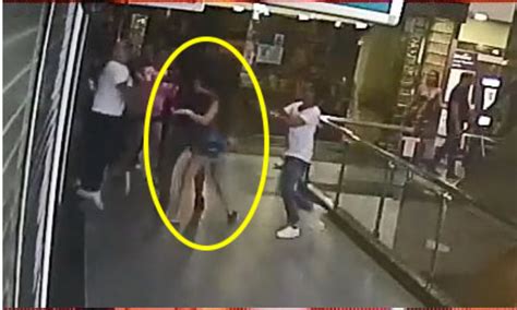 Pretty girls abound on the internet. New Natalie Siow Yu Zhen video allegedly shows pointed ...