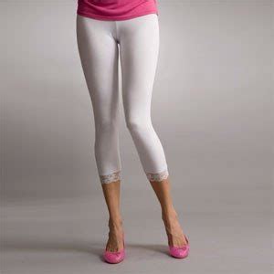 Stretch knit capri leggings with elastic waist. Shop - Leggings: White Capri Leggings