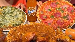 Türke & Italian Pizza 🍕Drumsticks 🍗 🍗 Fanta 🍸 3khale 🍕🍕🍕 #pizza #pizzalover #italianfood