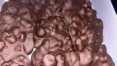 Dark Chocolate with crunchy hazelnut 😋 #chocolate #رمضان #العيد #مناسبات