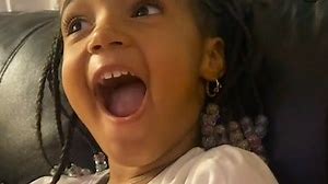 Des petites filles noires dÃ©couvrent que Â«La Petite SirÃ¨neÂ» est noire aussi