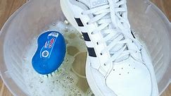 Trick to remove stains and dirt from sneakers, shoes, and more