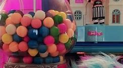 🌈Wait for it😱gumball vending machines is viral now 👵🎰 #shorts #howto #asmr #shortvideo #toys