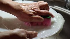Follow this advice for the best way to wash dishes