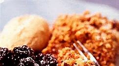 Apple and blackberry oat crunch