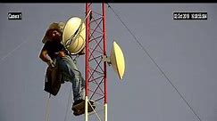 Dismantling WIFI Antenna & Installing Microwave Transmission On Mast